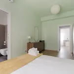 Apartman Guesthost - Stylish Forlanini M4 Milánó