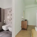 Guesthost - Stylish Forlanini M4 Apartman Milánó