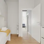 Guesthost - Stylish Forlanini M4 Apartman
