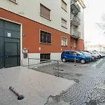 Apartman Guesthost - Stylish Forlanini M4 Milánó