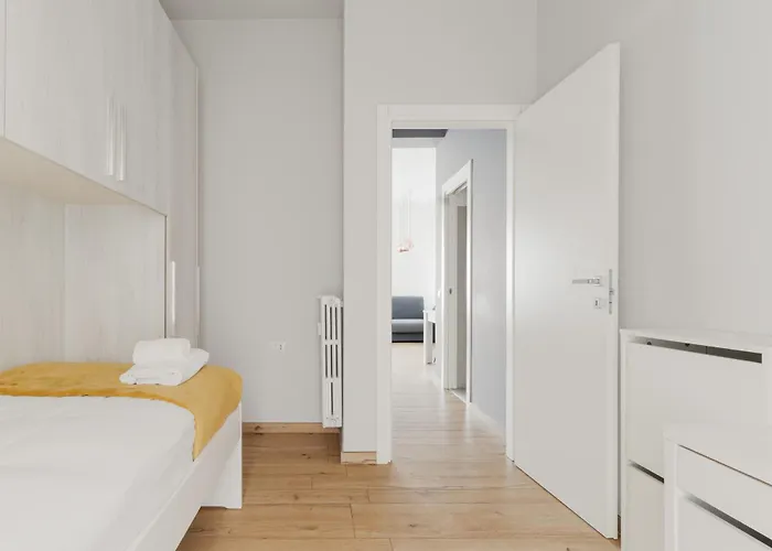Guesthost - Stylish Forlanini M4 Apartmán